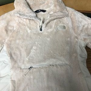 LIKE NEW Northface sweatshirt